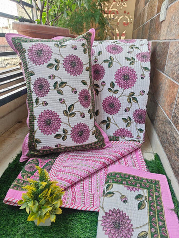 Quilted Reversable Double Bed with pillow Comforter( bed cover )