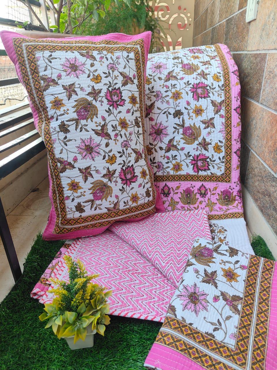 Quilted Reversable Double Bed with pillow Comforter( bed cover)