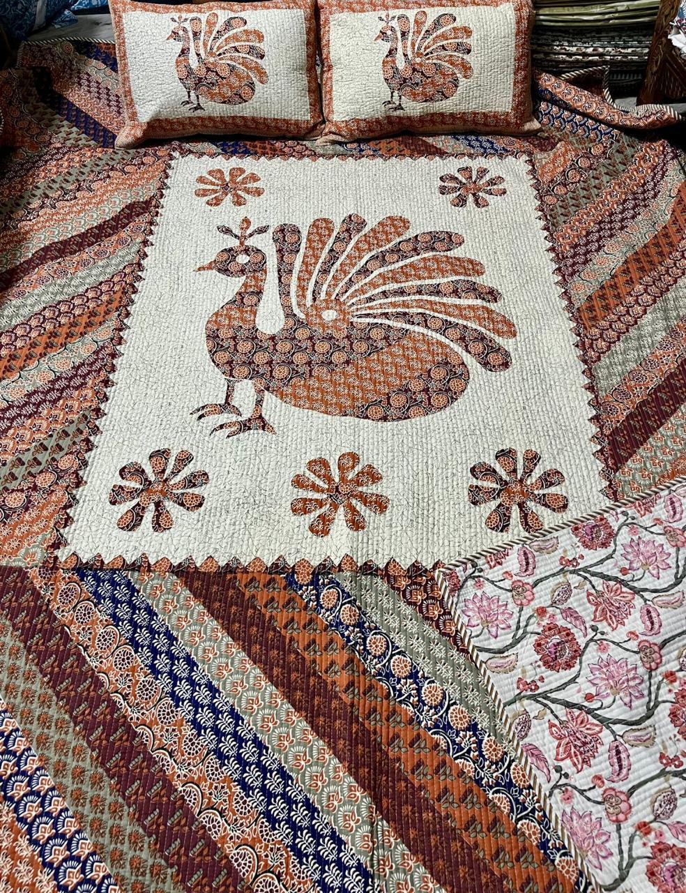 Quilted Reversable Double Bed with pillow Comforter( bed cover)